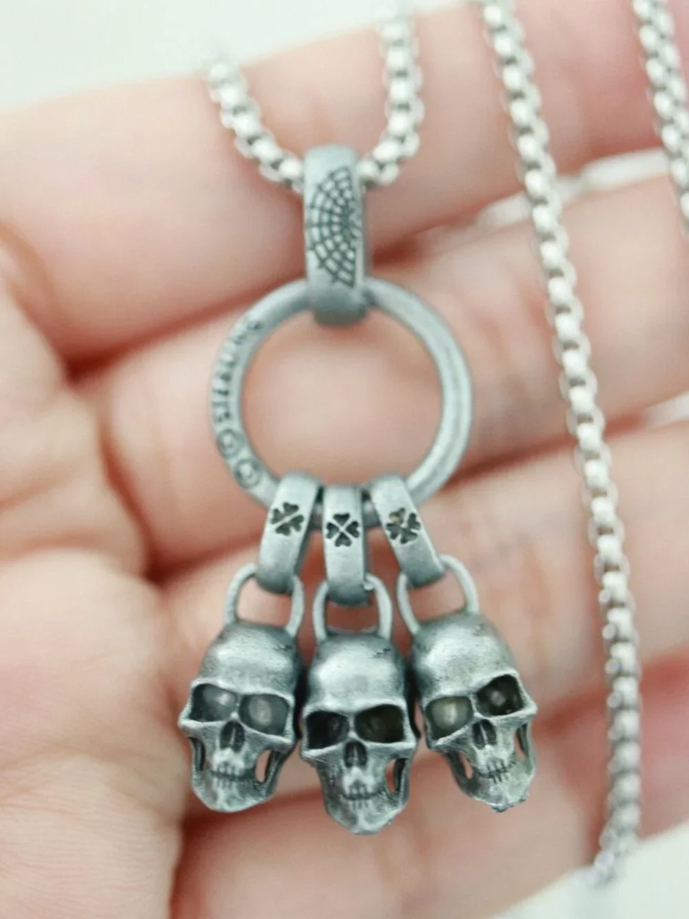3 Skull Head Gothic Charm Style Pendant Necklace Silver Stainless Steel
